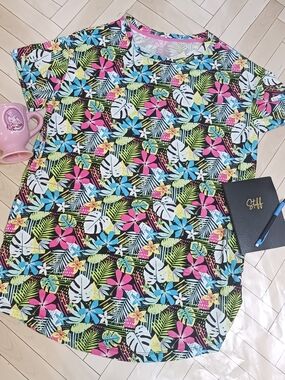 Secret Treasures Womens Multicolor Nightgown Sleep Shirt Tropical Short Sleeve S